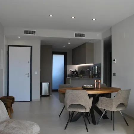 Eagle Tower By Espana Casas Apartment *